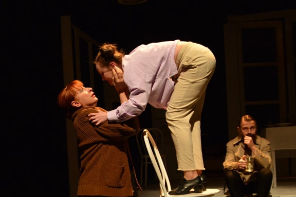 Спектакль «Дорогая Елена Сергеевна»