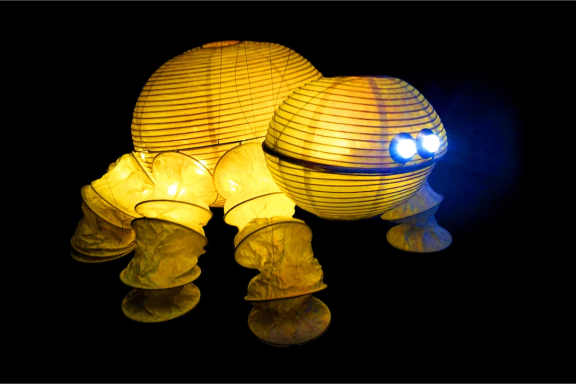 Представление световых кукол. Театр Николая Зыкова (Москва)