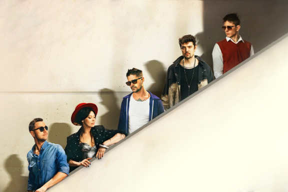 The Hatters 10 &lcy;&iecy;&tcy;